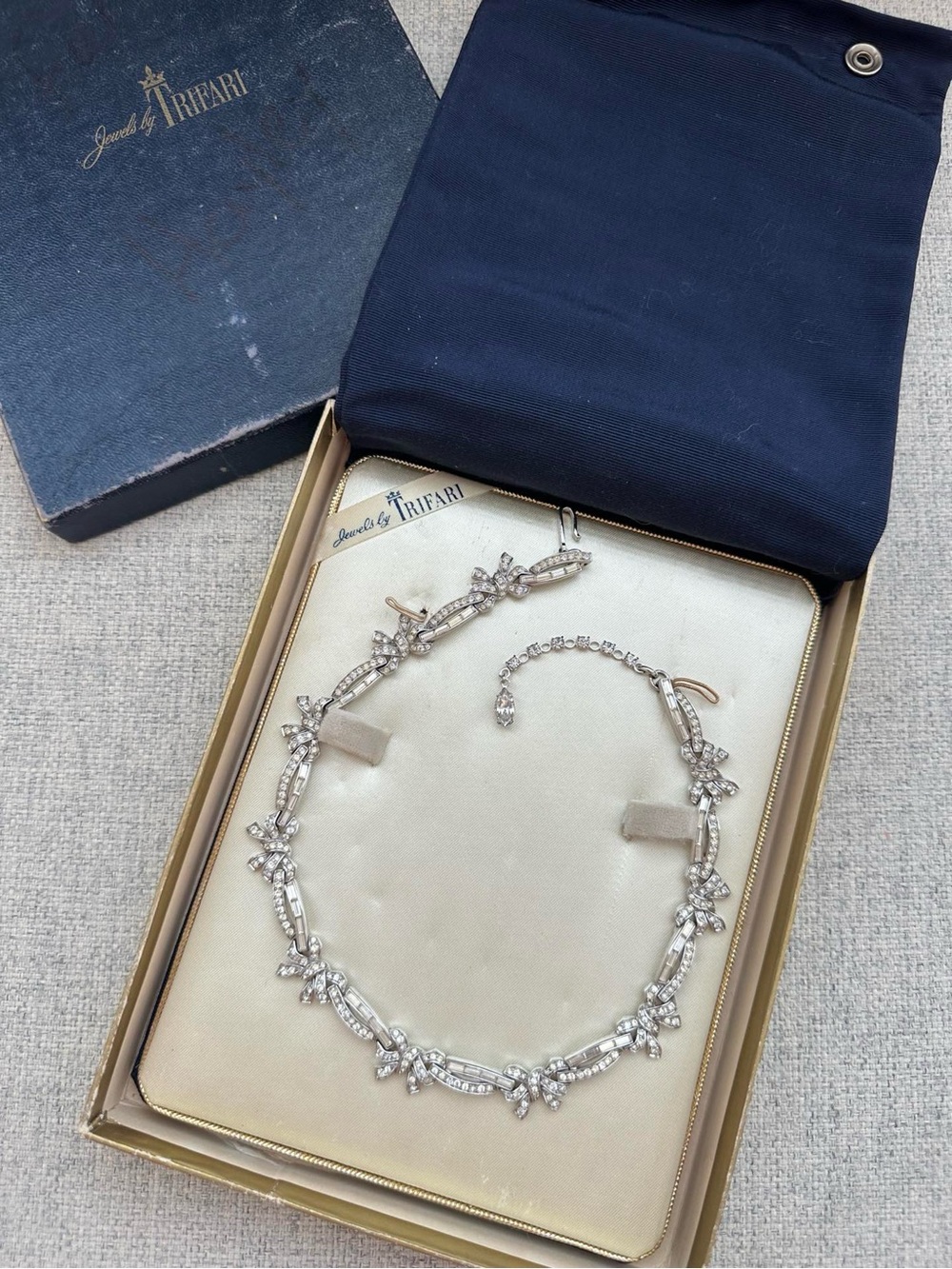 Vintage Trifari Silver Crystal Floral-Link Necklace
